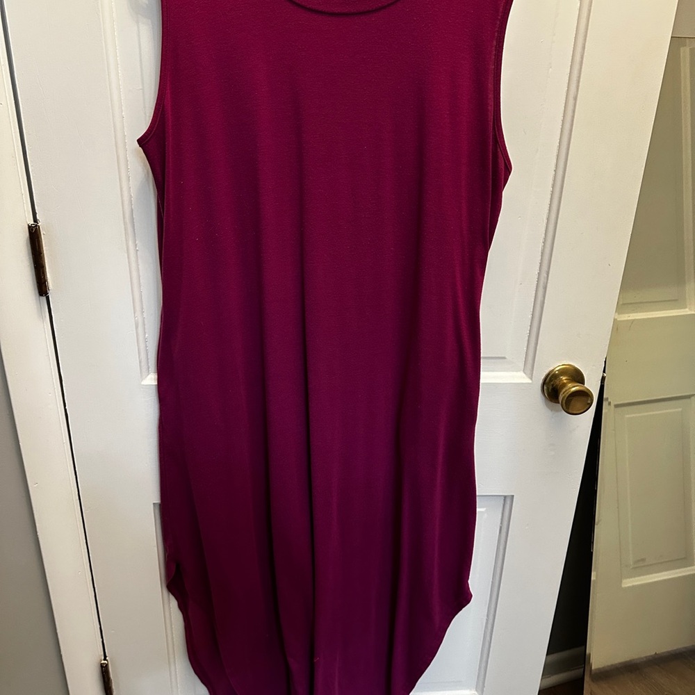 Fun and Comfy Sleeveless Magenta Dress XL with pockets